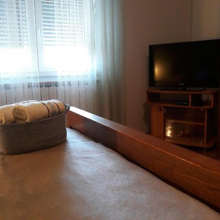 Apartment Nevia Fažana Eksteriør bilde