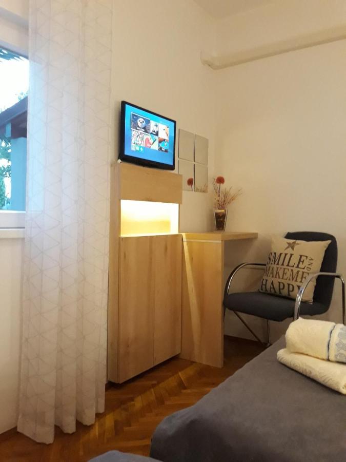 Apartment Nevia Fažana Eksteriør bilde