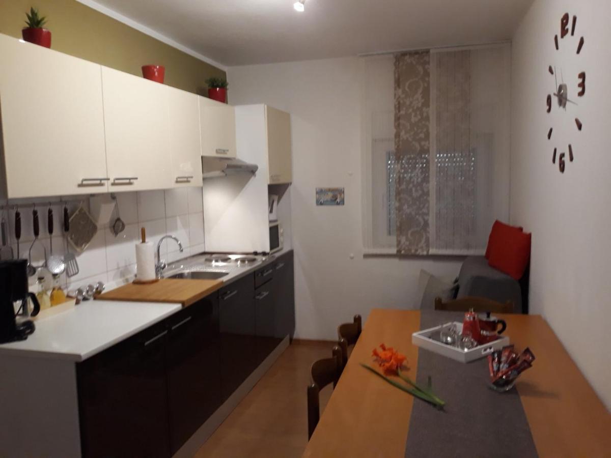 Apartment Nevia Fažana Eksteriør bilde