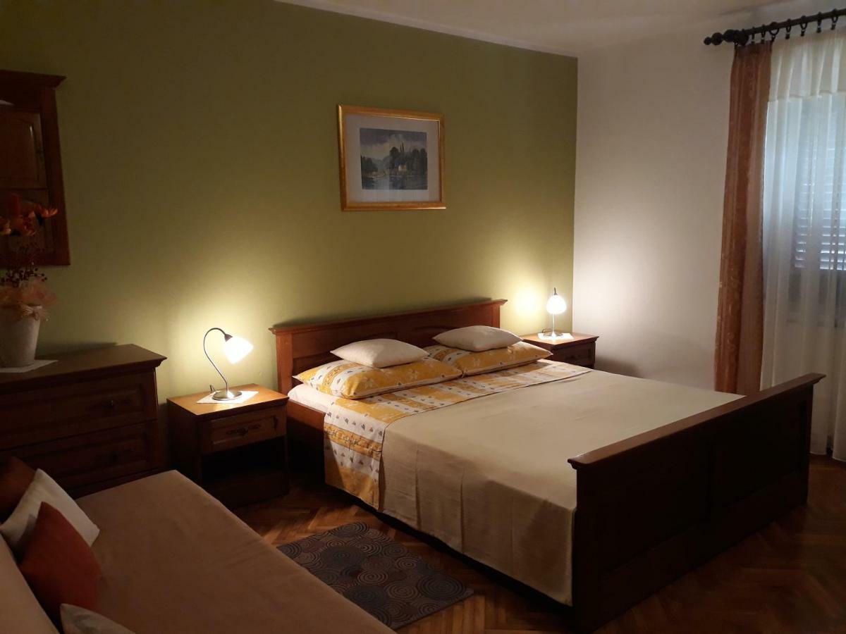 Apartment Nevia Fažana Eksteriør bilde