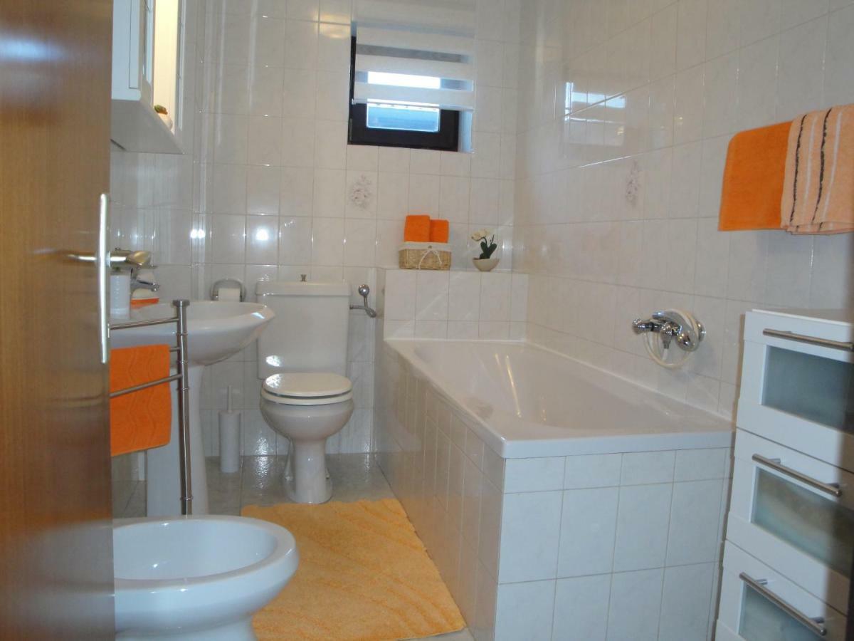 Apartment Nevia Fažana Eksteriør bilde
