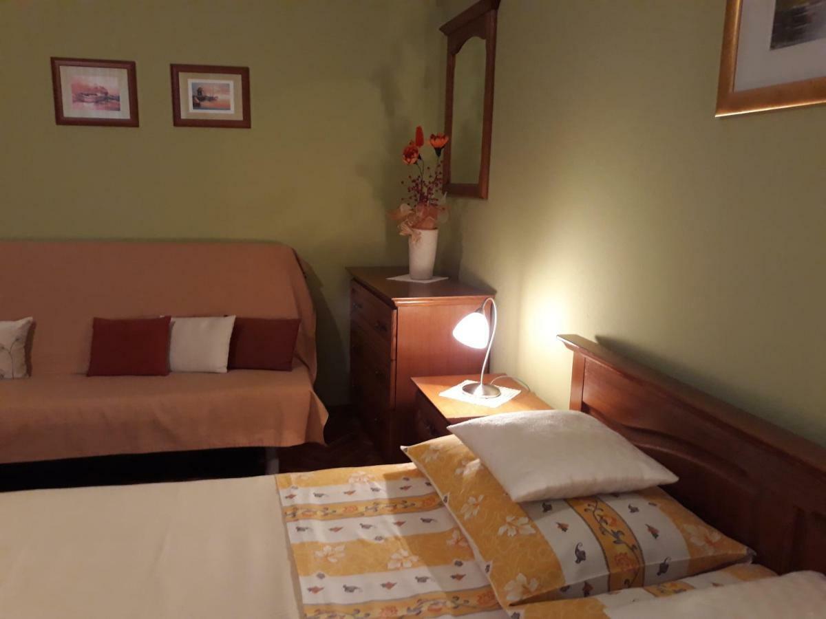 Apartment Nevia Fažana Eksteriør bilde